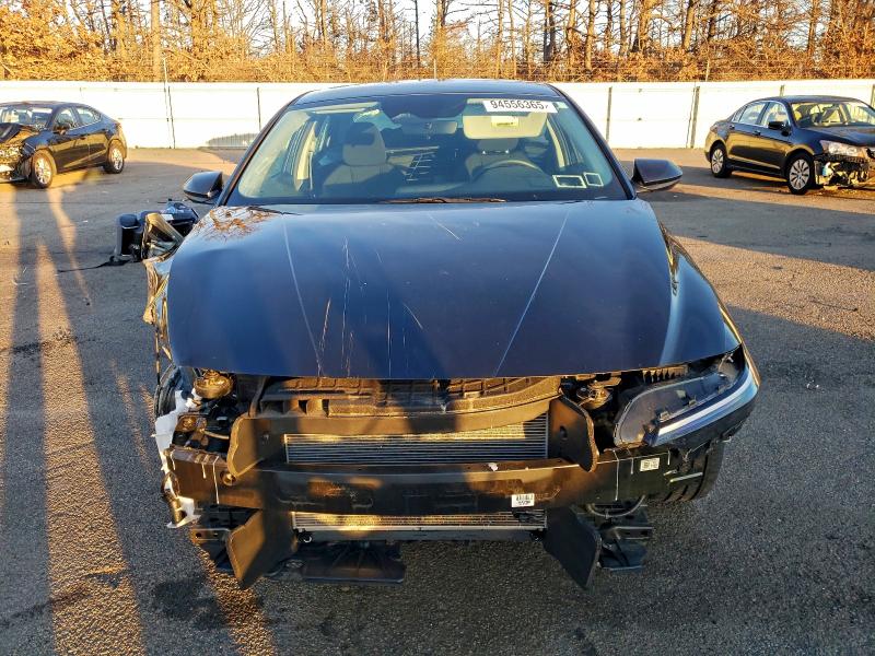 94556365 :رقم المزاد ، KMHLM4DGXRU637320 vin ، 2024 Hyundai Elantra مزاد بيع