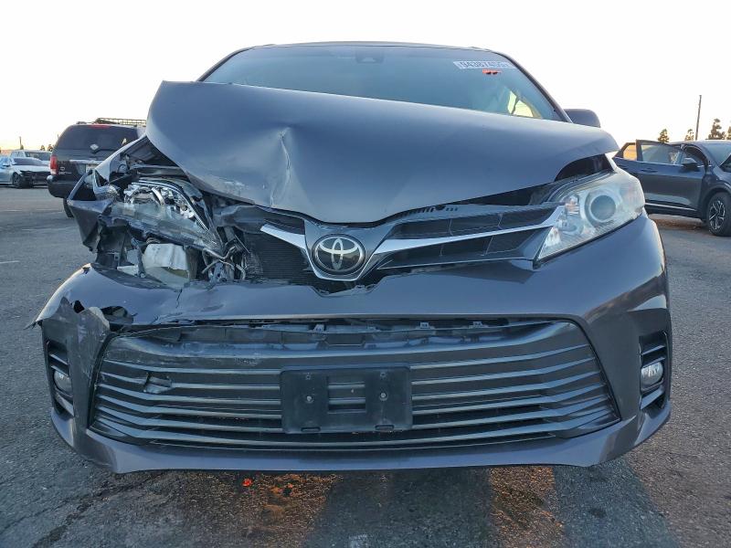 Продаж на аукціоні авто 2018 Toyota Sienna, vin: 5TDYZ3DC9JS914504, номер лоту: 94387455