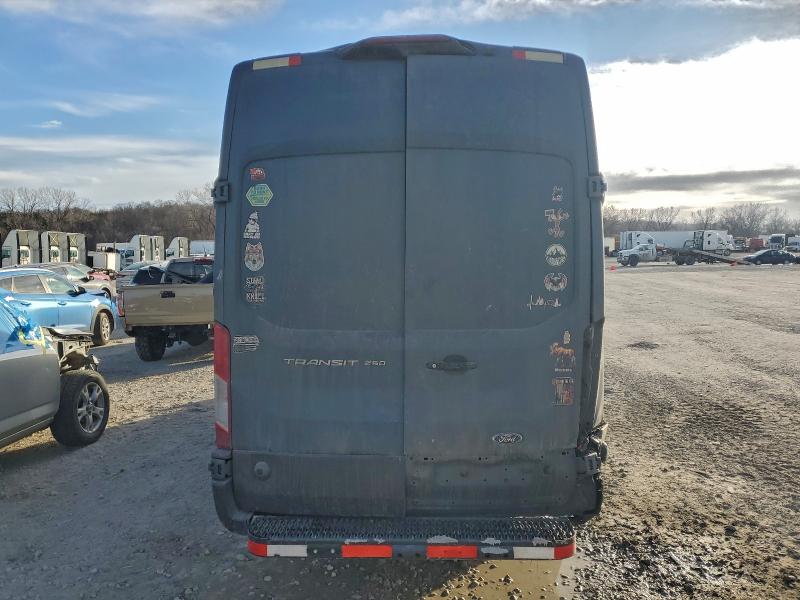 Продажа на аукционе авто 2019 Ford Transit, vin: 1FTYR3XMXKKB78251, номер лота: 47105026
