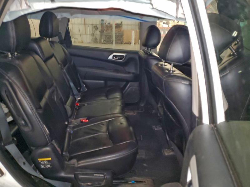 96396815 :رقم المزاد ، 5N1DR2MM8KC614906 vin ، 2019 Niss Pathfinder مزاد بيع