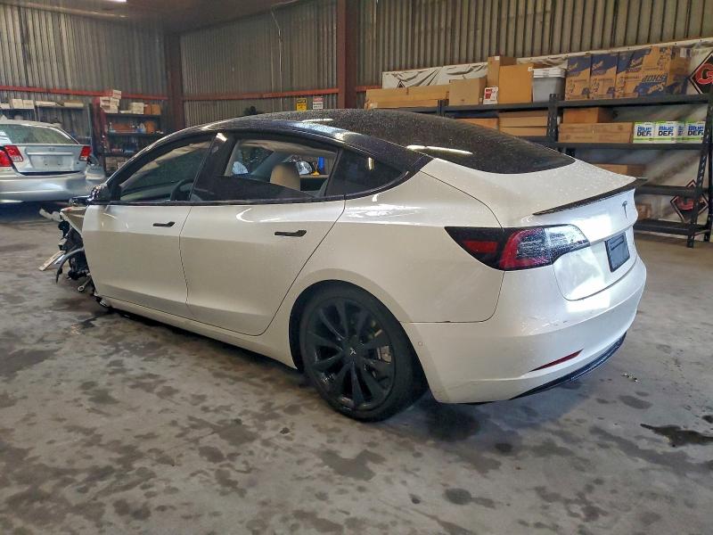 98588725 :رقم المزاد ، 5YJ3E1EB6KF421904 vin ، 2019 Tesla Model 3 مزاد بيع