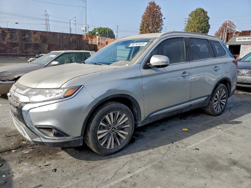 2020 Mitsubishi Outlander მანქანა იყიდება აუქციონზე, vin: JA4AZ3A39LZ037899, აუქციონის ნომერი: 96742535