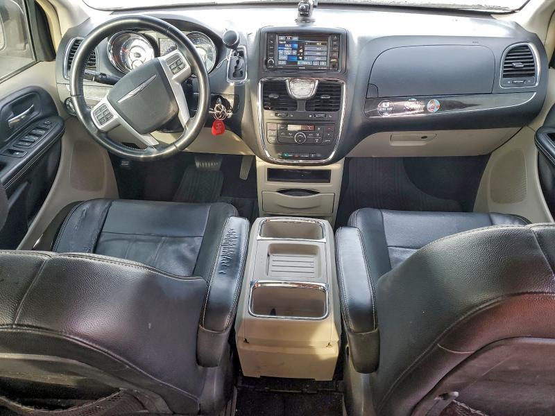 2014 Chrysler Town & Country მანქანა იყიდება აუქციონზე, vin: 2C4RC1BG8ER398358, აუქციონის ნომერი: 95143565