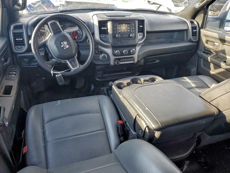 97395785 :رقم المزاد ، 3C6UR5HJ6RG331943 vin ، 2024 Ram 2500 مزاد بيع
