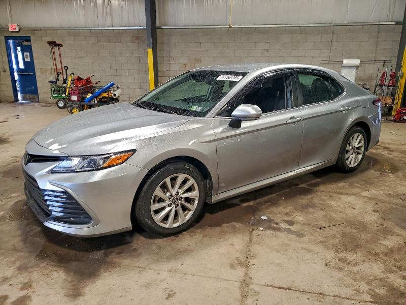 97799455 :رقم المزاد ، 4T1R11AK1RU886549 vin ، 2024 Toyota Camry Le مزاد بيع