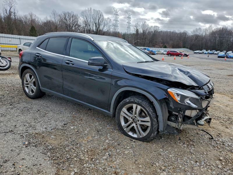 2015 Mercedes-benz Gla 250 მანქანა იყიდება აუქციონზე, vin: WDCTG4EB0FJ185934, აუქციონის ნომერი: 98707155