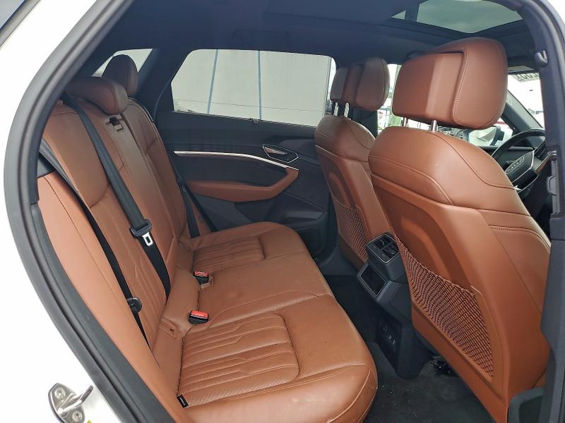 Aukcja sprzedaży 2019 Audi E-tron, vin: WA1VABGE5KB018110, numer aukcji: 95395255