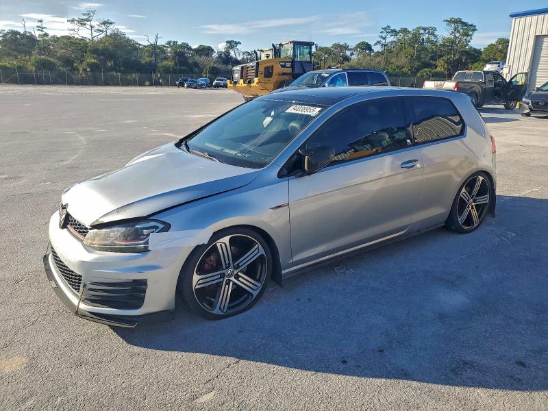 94038955 :رقم المزاد ، 3VWYT7AU1FM038439 vin ، 2015 Volkswagen Gti مزاد بيع