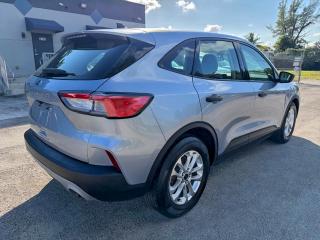 Продажа на аукционе авто 2022 Ford Escape S, vin: 1FMCU0F66NUB62157, номер лота: 98205035