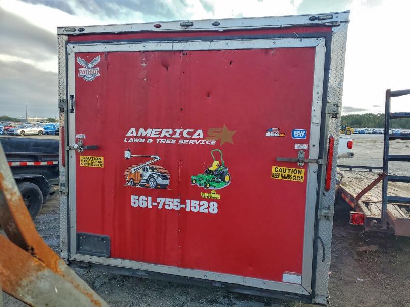 96247975 :رقم المزاد ، 7NGBE2027ND000221 vin ، 2022 Patriot Cargo Trailers مزاد بيع
