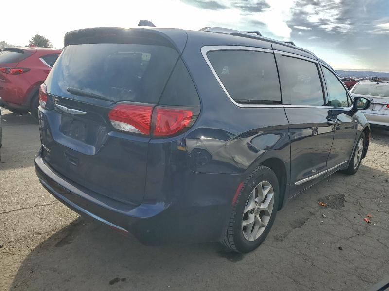 Продажа на аукционе авто 2017 Chrysler Pacifica, vin: 2C4RC1EGXHR653009, номер лота: 96309125