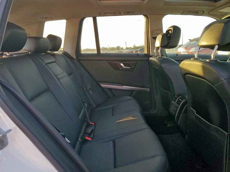 94739245 :رقم المزاد ، WDCGG5HB6FG415718 vin ، 2015 Mercedes-benz Glk مزاد بيع