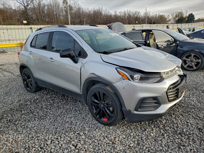 97292965 :رقم المزاد ، KL7CJLSB1MB318064 vin ، 2021 Chevrolet Trax 1lt مزاد بيع