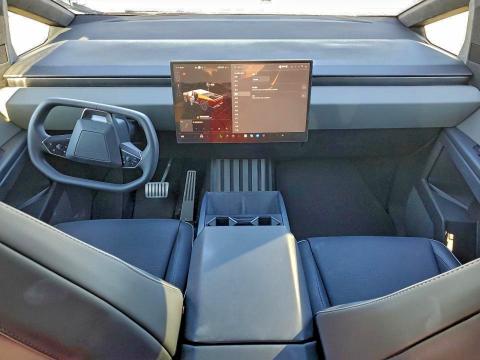 96083625 :رقم المزاد ، 7G2CEHED9RA033077 vin ، 2024 Tesla Cybertruck مزاد بيع