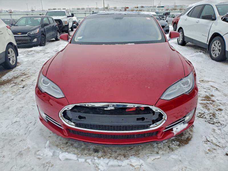 95257855 :رقم المزاد ، 5YJSA1DP5DFP10859 vin ، 2013 Tesla Model S مزاد بيع