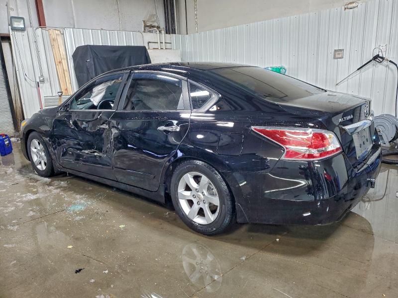2014 Nissan Altima მანქანა იყიდება აუქციონზე, vin: 1N4AL3AP4EC131761, აუქციონის ნომერი: 95792935
