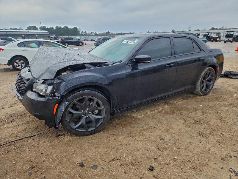 2022 Chrysler 300 მანქანა იყიდება აუქციონზე, vin: 2C3CCABG2NH184403, აუქციონის ნომერი: 97331585