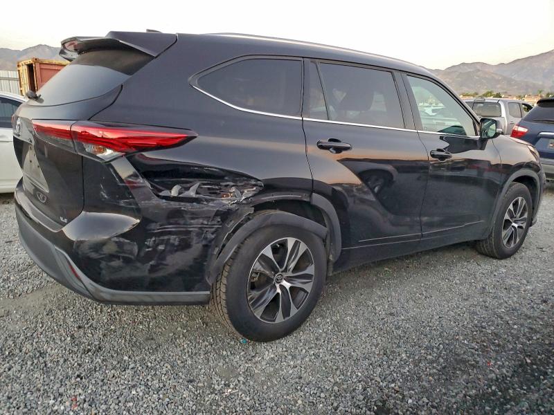 96613385 :رقم المزاد ، 5TDHZRAH0MS039109 vin ، 2021 Toyota Highlander مزاد بيع