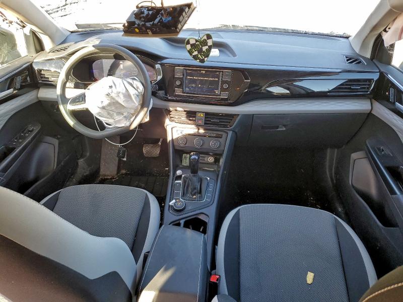 2022 Volkswagen Taos მანქანა იყიდება აუქციონზე, vin: 3VVAX7B21NM016947, აუქციონის ნომერი: 97450005