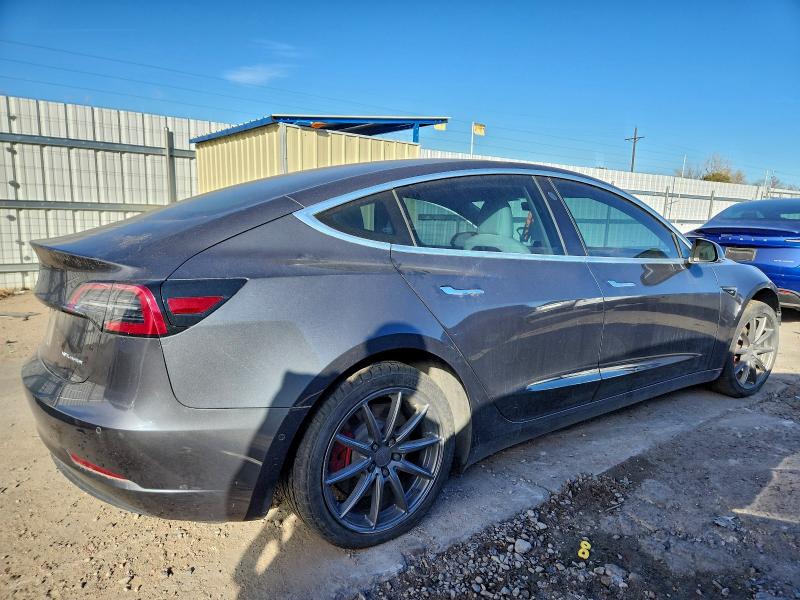 2018 Tesla Model 3 მანქანა იყიდება აუქციონზე, vin: 5YJ3E1EB3JF111868, აუქციონის ნომერი: 96303655