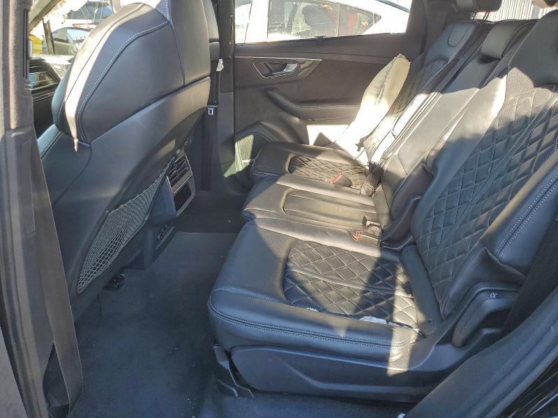 Продаж на аукціоні авто 2021 Audi Sq7, vin: WA1VWBF71MD014440, номер лоту: 95447915