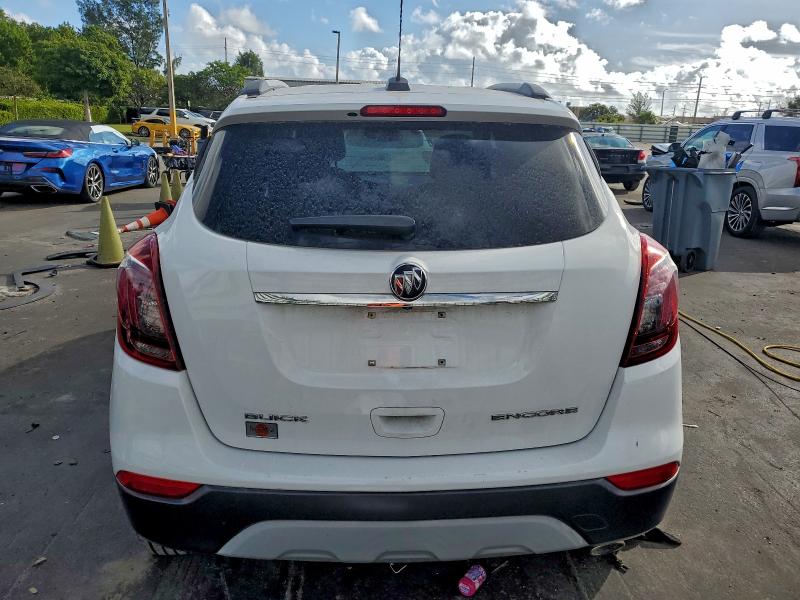 97744305 :رقم المزاد ، KL4CJASB4JB652263 vin ، 2018 Buick Encore مزاد بيع