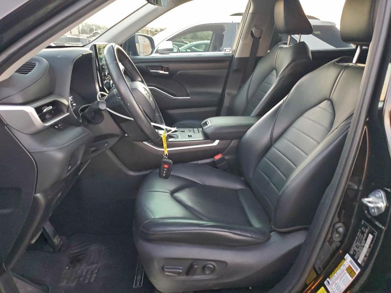 96613385 :رقم المزاد ، 5TDHZRAH0MS039109 vin ، 2021 Toyota Highlander مزاد بيع