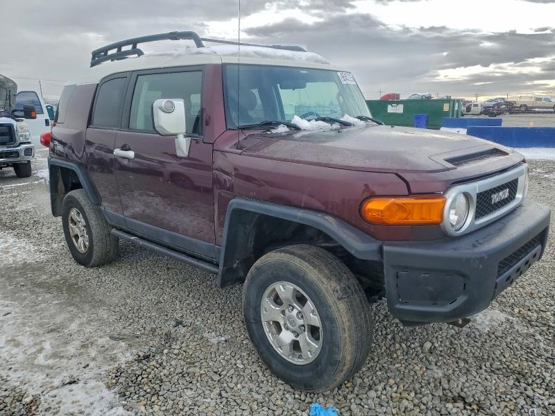 95452215 :رقم المزاد ، JTEBU11F270049180 vin ، 2007 Toyota Fj Cruiser مزاد بيع