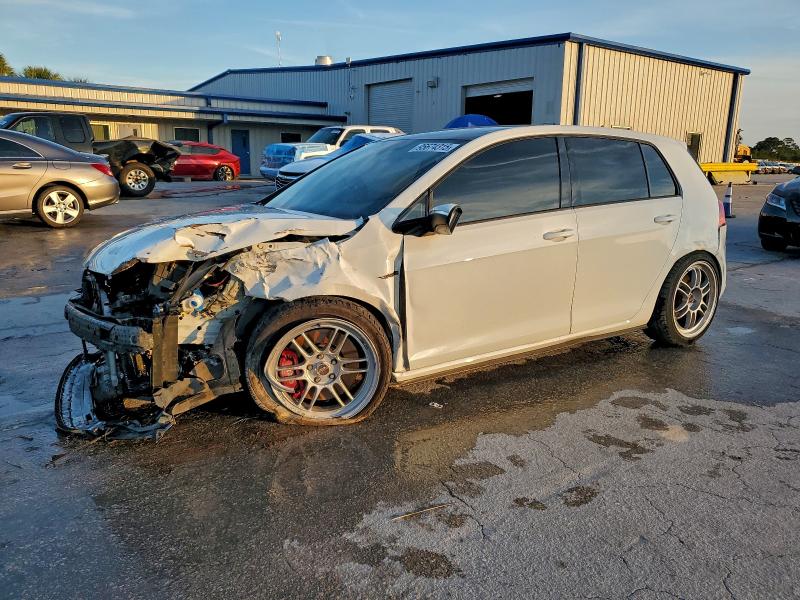 95674315 :رقم المزاد ، 3VW447AU5HM034540 vin ، 2017 Volkswagen Gti مزاد بيع