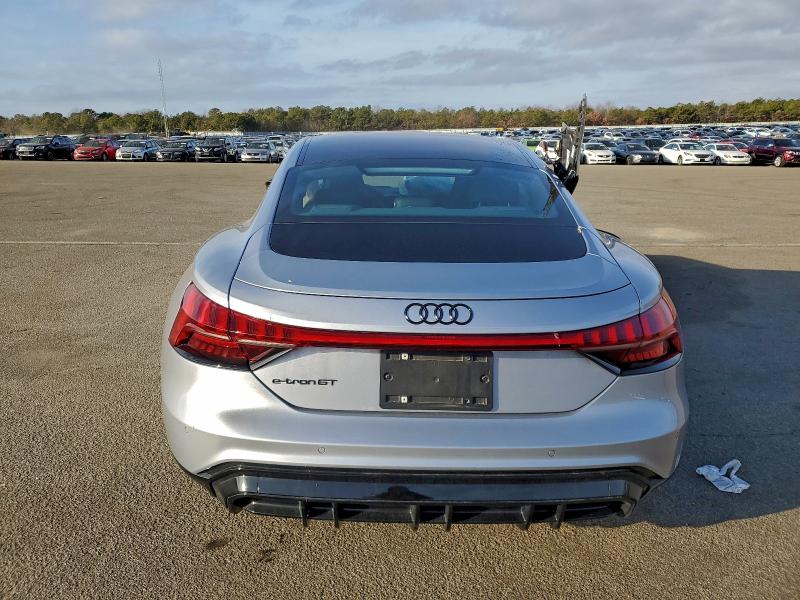 2022 Audi E-tron Gt მანქანა იყიდება აუქციონზე, vin: WAUCJBFW6N7008178, აუქციონის ნომერი: 95348855