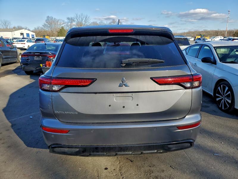 Продаж на аукціоні авто 2022 Mitsubishi Outlander, vin: JA4J3UA89NZ056121, номер лоту: 96412735