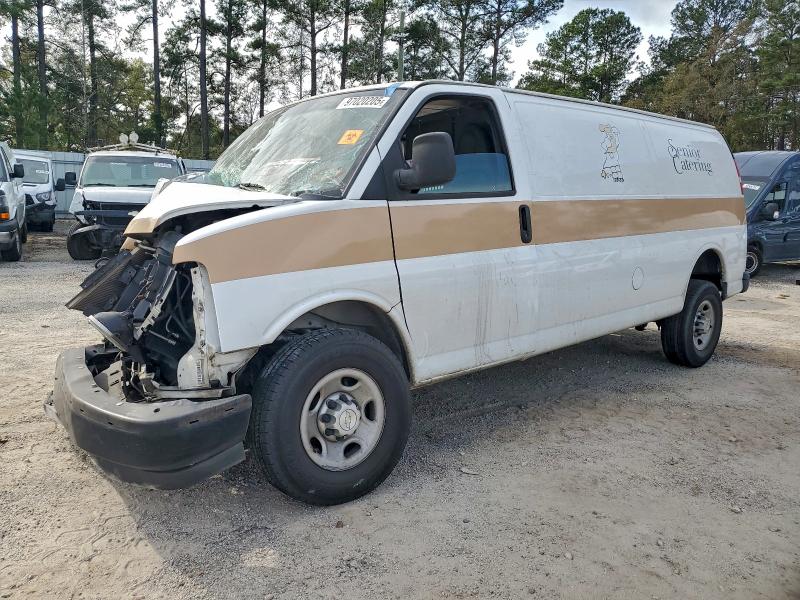 97020205 :رقم المزاد ، 1GCWGBFFXH1296597 vin ، 2017 Chevrolet Express G2 مزاد بيع