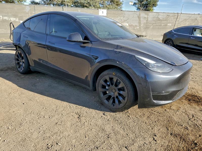 96899605 :رقم المزاد ، 7SAYGDED0RF153755 vin ، 2024 Tesla Model Y مزاد بيع