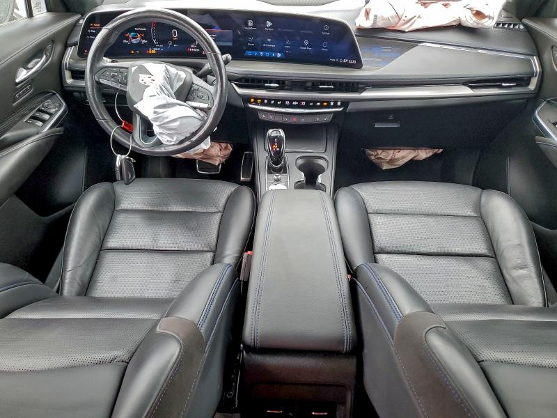 Продажа на аукционе авто 2024 Cadillac Xt4 Sport, vin: 1GYFZER45RF167784, номер лота: 92892385