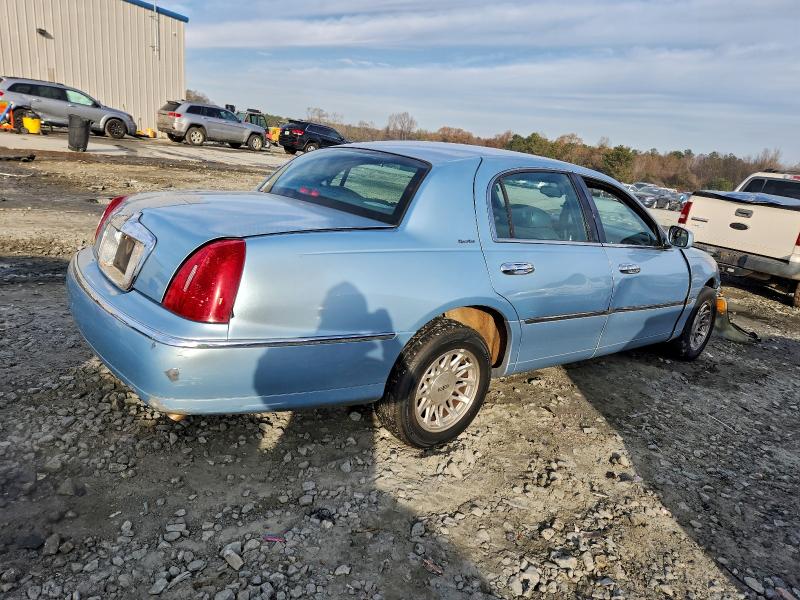 Продаж на аукціоні авто 1998 Lincoln Town Car, vin: 1LNFM82W9WY716108, номер лоту: 97411675