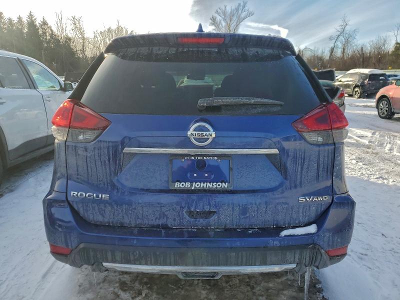 96001855 :رقم المزاد ، 5N1AT2MV1JC807541 vin ، 2018 Nissan Rogue مزاد بيع