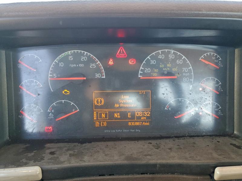 Aukcja sprzedaży 2016 Volvo Vnl, vin: 4V4NC9EH5GN944040, numer aukcji: 96343395