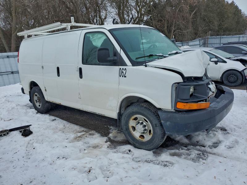 Продажа на аукционе авто 2015 Chevrolet Express G2, vin: 1GCWGFFF1F1247163, номер лота: 97976095