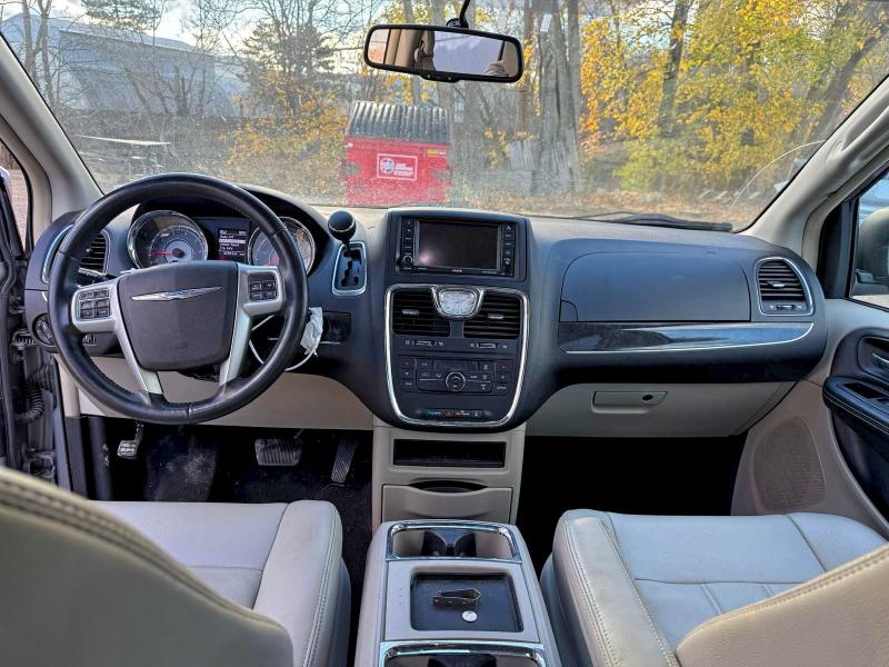 Продажа на аукционе авто 2013 Chrysler Town & Cou, vin: 2C4RC1BG7DR603859, номер лота: 95540395