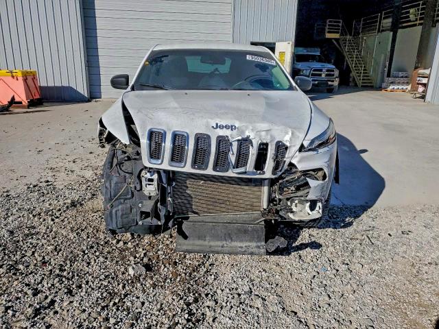 Auction sale of the 2017 Jeep Cherokee, vin: 1C4PJMABXHW569840, lot number: 95036305