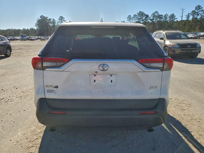97284505 :رقم المزاد ، 2T3W1RFV1MW138100 vin ، 2021 Toyota Rav4 مزاد بيع
