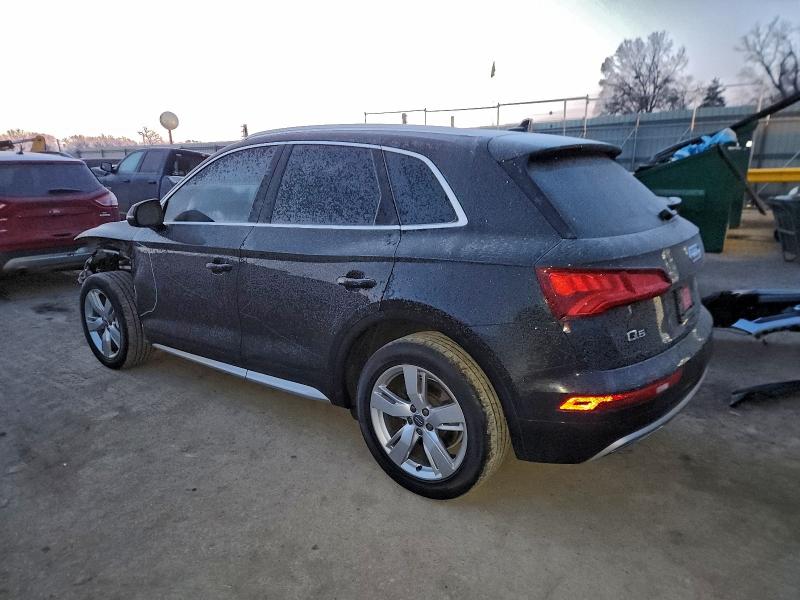 94509575 :رقم المزاد ، WA1BNAFY4J2217404 vin ، 2018 Audi Q5 مزاد بيع