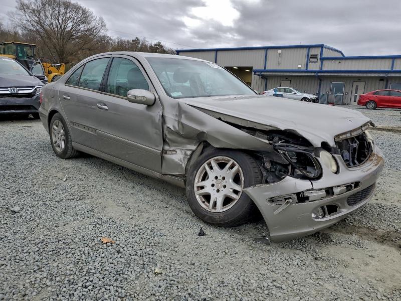 Продаж на аукціоні авто 2003 Mercedes-benz E, vin: WDBUF65J33X100656, номер лоту: 97113425