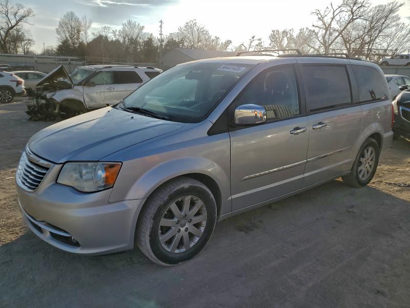 96441435 :رقم المزاد ، 2C4RC1CG4CR394965 vin ، 2012 Chrysler Town & Country مزاد بيع