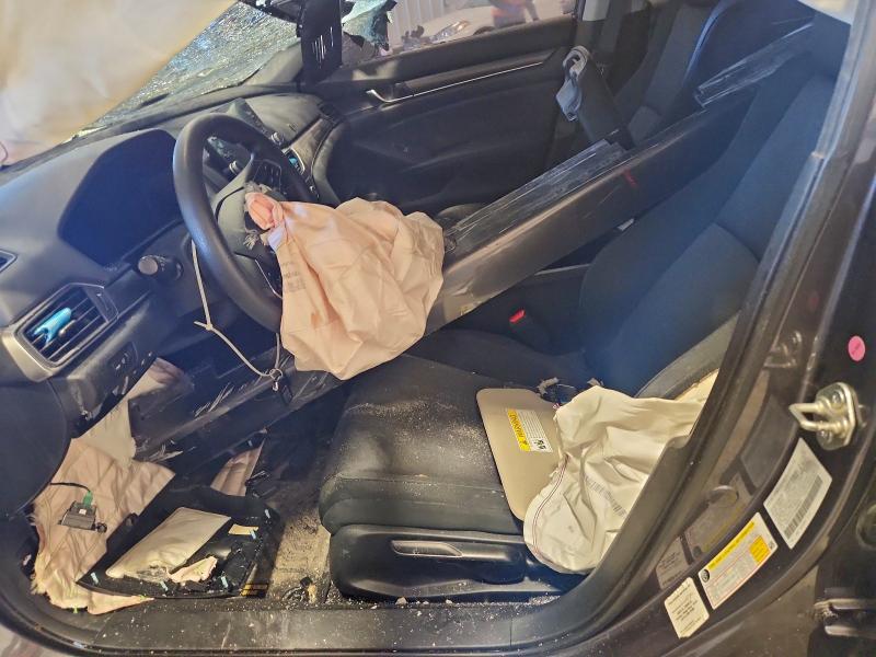 Продаж на аукціоні авто 2018 Honda Accord, vin: 1HGCV1F12JA066616, номер лоту: 97712245