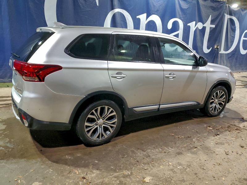 Продаж на аукціоні авто 2018 Mitsubishi Outlander, vin: JA4AD2A3XJZ052000, номер лоту: 51612326