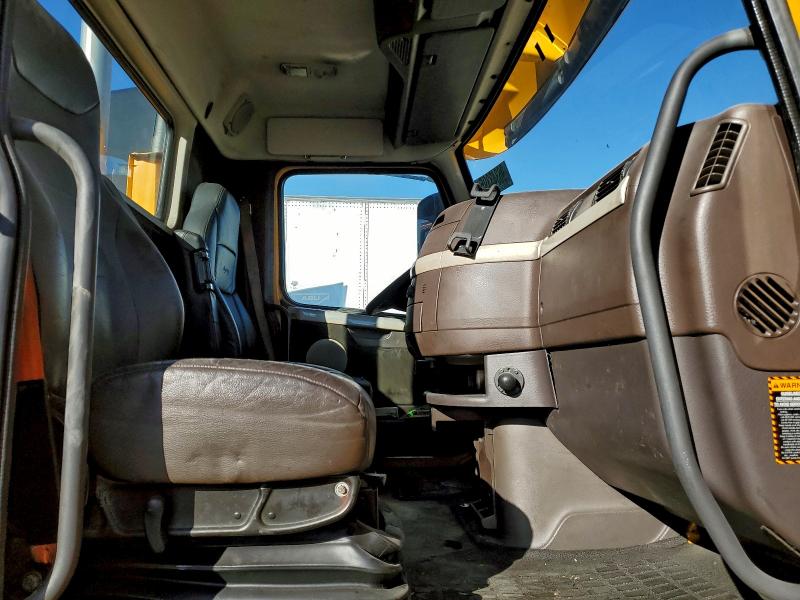 Aukcja sprzedaży 2016 Volvo Vnl, vin: 4V4NC9EH5GN944040, numer aukcji: 96343395