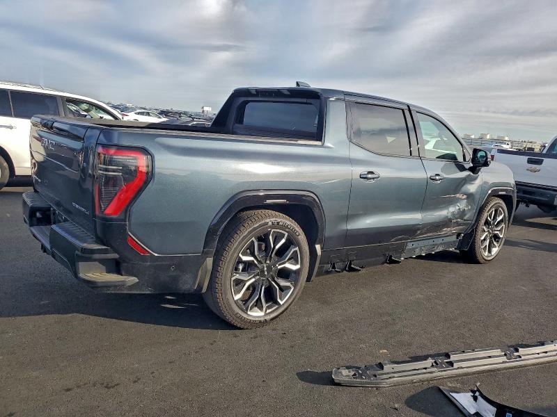 94556555 :رقم المزاد ، 1GT10MED8SU408281 vin ، 2025 Gmc Sierra مزاد بيع
