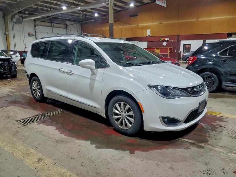 Продажа на аукционе авто 2017 Chrysler Pacifica, vin: 2C4RC1BG1HR610912, номер лота: 95404135
