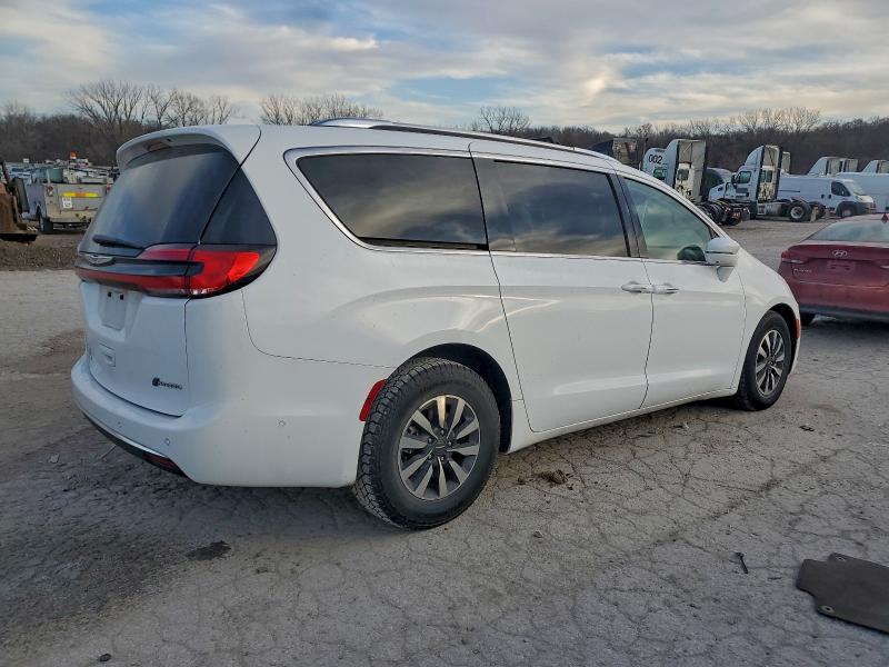 2021 Chrysler Pacifica მანქანა იყიდება აუქციონზე, vin: 2C4RC1L70MR586160, აუქციონის ნომერი: 96635055
